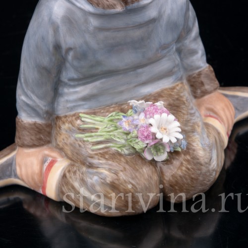 Статуэтка Мальчик из Гренландии, Royal Copenhagen, Дания, пер. пол. 20 в.