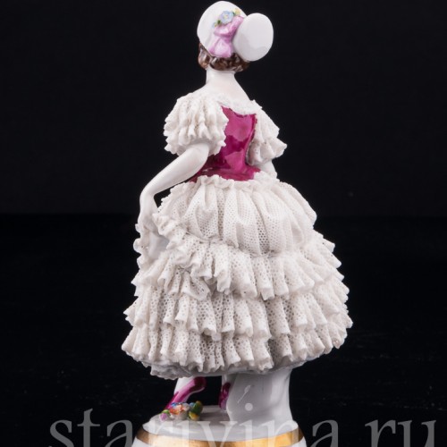 Девушка в розовой шляпке, кружевная, Volkstedt, Германия, до 1935 г