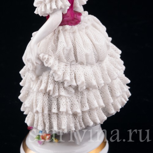 Девушка в розовой шляпке, кружевная, Volkstedt, Германия, до 1935 г