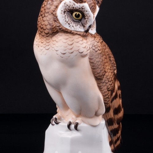 Фарфорвая статуэтка птицы Ушастая сова, Hertwig & Co, Германия, 1920-30 гг.