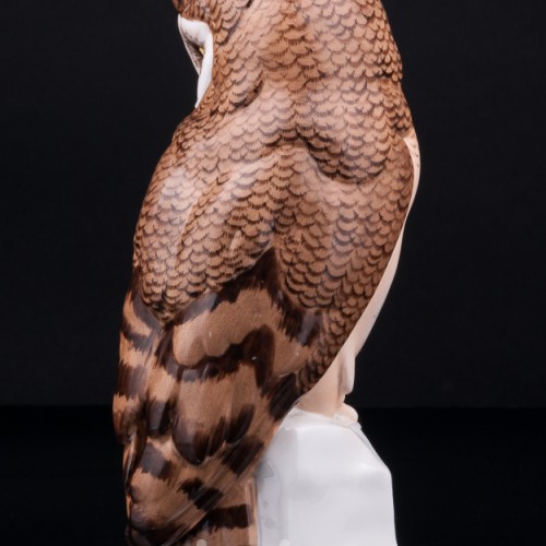 Фарфорвая статуэтка птицы Ушастая сова, Hertwig & Co, Германия, 1920-30 гг.