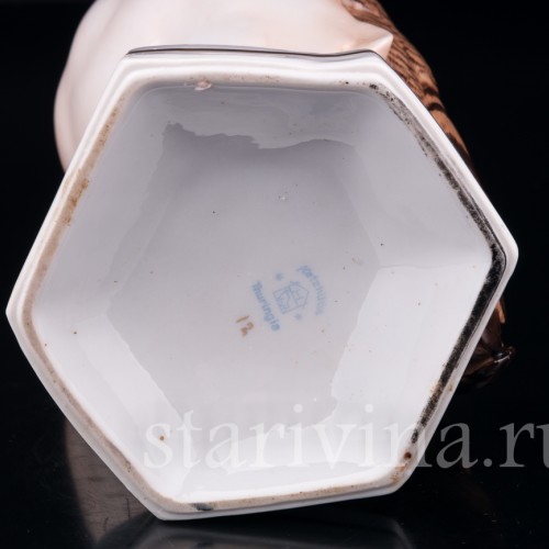 Фарфорвая статуэтка птицы Ушастая сова, Hertwig & Co, Германия, 1920-30 гг.