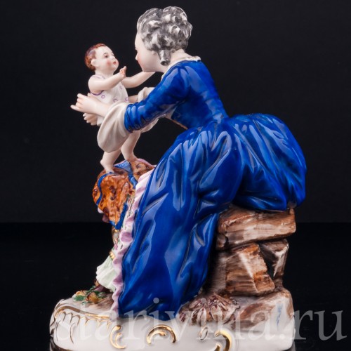 Старинная композиция из фарфора У колыбели, Ackermann & Fritze, Германия, нач. 20 в.