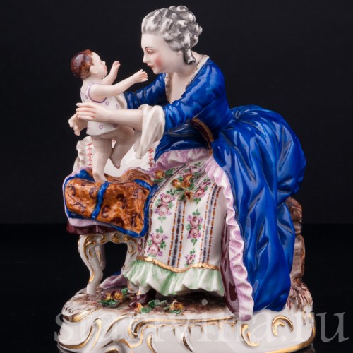 Старинная композиция из фарфора У колыбели, Ackermann & Fritze, Германия, нач. 20 в.