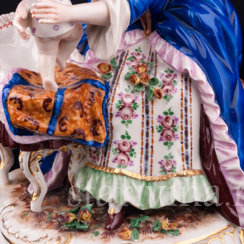 Старинная композиция из фарфора У колыбели, Ackermann & Fritze, Германия, нач. 20 в.