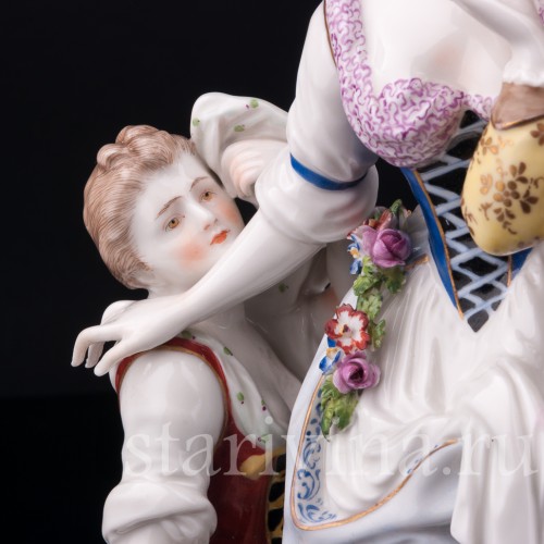 Старинная фарфорвая композиция "Непростой выбор", Volkstedt, Германия, 19 в.