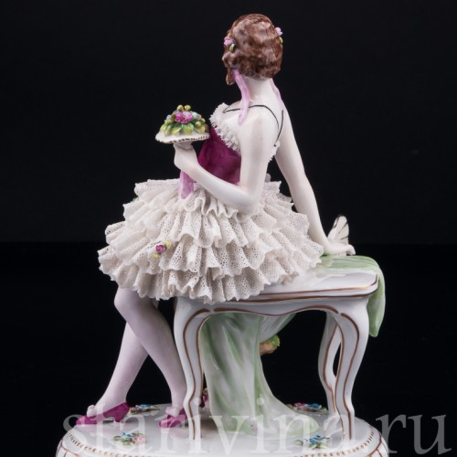 Девушка с веером и букетом цветов, кружевная, E. A. Muller, Германия, нач. 20 в