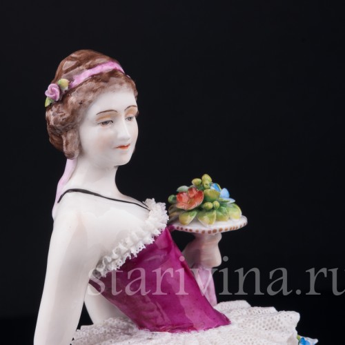 Девушка с веером и букетом цветов, кружевная, E. A. Muller, Германия, нач. 20 в