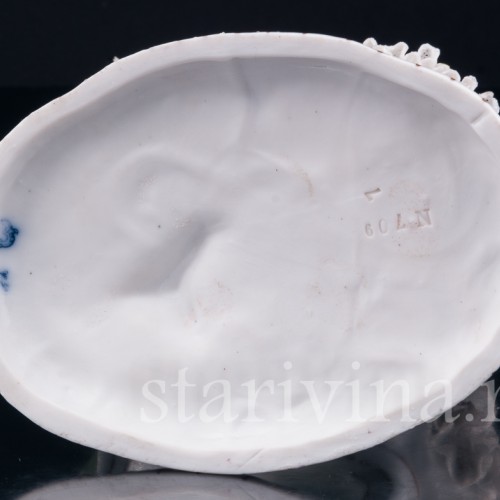 Девушка с веером и букетом цветов, кружевная, E. A. Muller, Германия, нач. 20 в