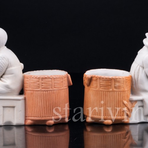 "На уроке", парные вазочки с детьми, Unger, Schneider & Cie, Германия, нач. 20 в