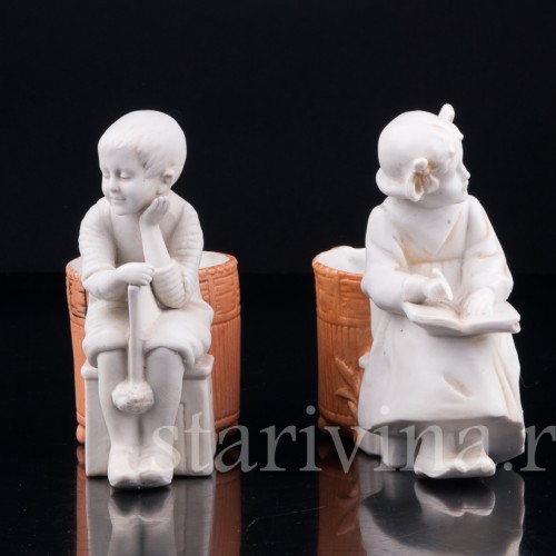 "На уроке", парные вазочки с детьми, Unger, Schneider & Cie, Германия, нач. 20 в