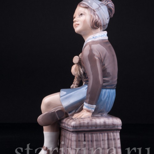 Девочка с рождественским козликом, Dahl Jensen, Дания