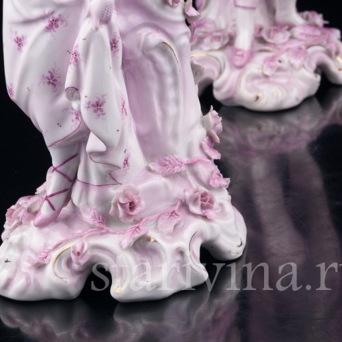 Фарфоровые подсвечники Пара в розовом, Sitzendorf, Германия, 19 в.