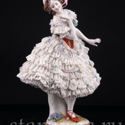 Девушка в кружевном платье, Volkstedt, Германия, до 1935 г