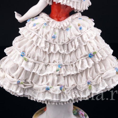 Девушка в кружевном платье, Volkstedt, Германия, до 1935 г