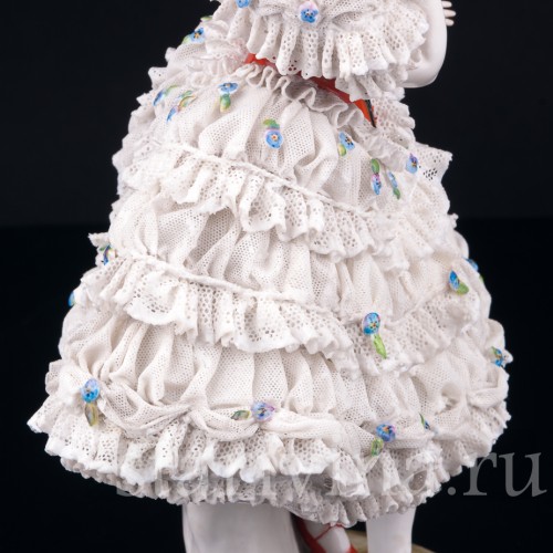 Девушка в кружевном платье, Volkstedt, Германия, до 1935 г