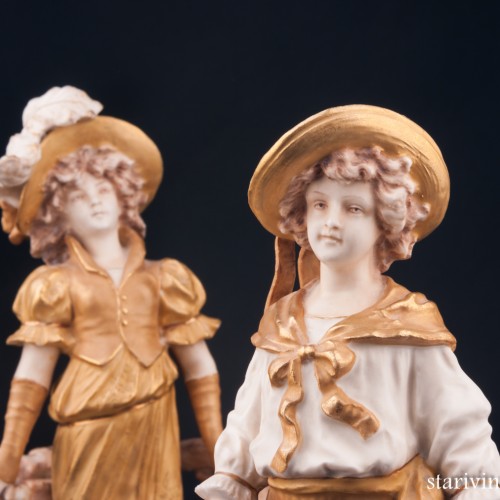 Пара в золотых костюмах, Австрия, нач. 20 в