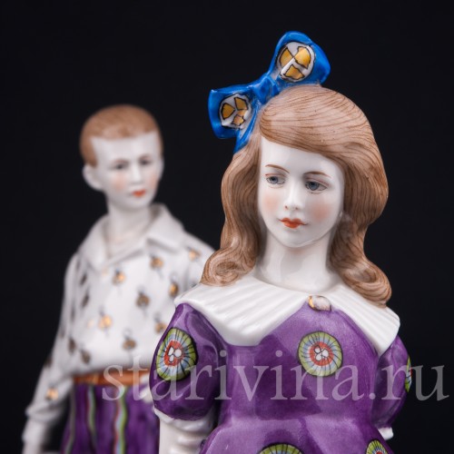 Фарфорвая статуэтка детей Мальчик и девочка, Goebel, Германия, 1920-30 гг.