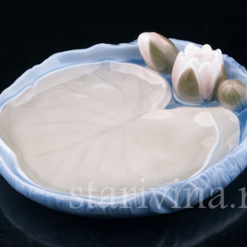 Фарфоровое блюдо Лилия, Bing & Grondahl, Дания, вт. пол. 20 в