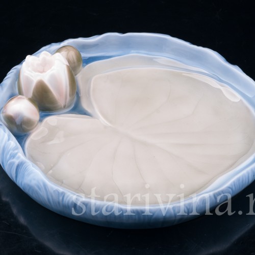 Фарфоровое блюдо Лилия, Bing & Grondahl, Дания, вт. пол. 20 в