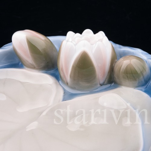 Фарфоровое блюдо Лилия, Bing & Grondahl, Дания, вт. пол. 20 в