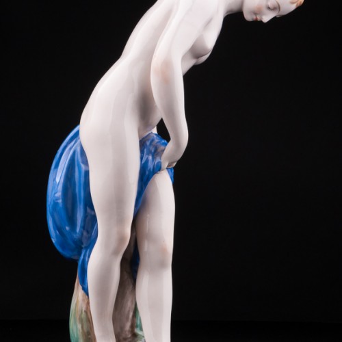 Фарфорвая статуэтка девушки Купальщица, Karl Ens, Германия, нач. 20 в.