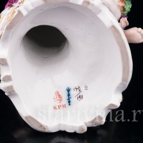 Фарфорвая статуэтка девушки Осень, аллегория, KPM, Германия, нач. 20 в.