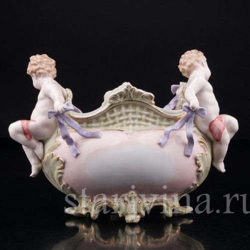 Ваза Путти с гирляндой цветов, Muller & Co, Германия, кон. 19 - нач. 20 вв