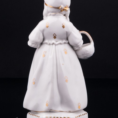 Девочка с яблоком, Hertwig & Co, Германия, 1920-30 гг