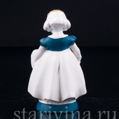 Девочка с букетом и письмом, Hertwig & Co, Германия, 1920-30 гг