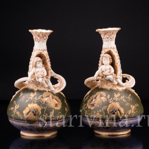 Декоративные вазы "Цветочные эльфы", Австрия, 19 в