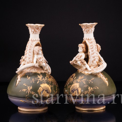 Декоративные вазы "Цветочные эльфы", Австрия, 19 в