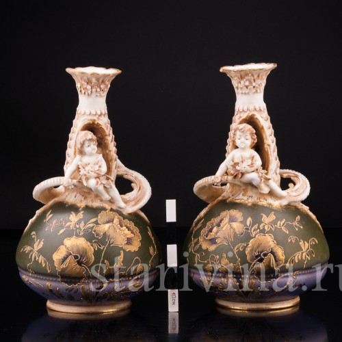 Декоративные вазы "Цветочные эльфы", Австрия, 19 в