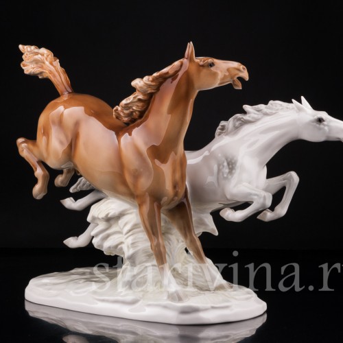 "На свободе", несущиеся кони, Hutschenreuther, Германия, 1970 гг