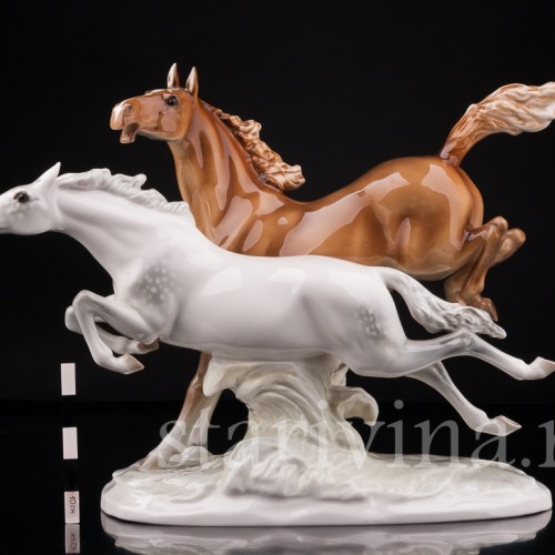 "На свободе", несущиеся кони, Hutschenreuther, Германия, 1970 гг