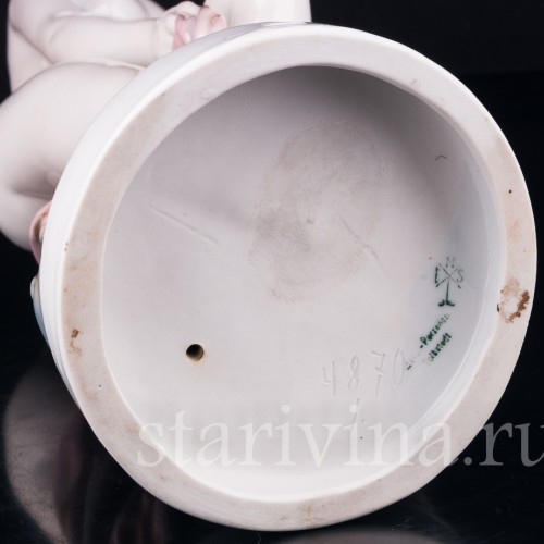 Старинная фигурка девушки из фарфора Купальщица, Karl Ens, Германия, 1920-30 гг.