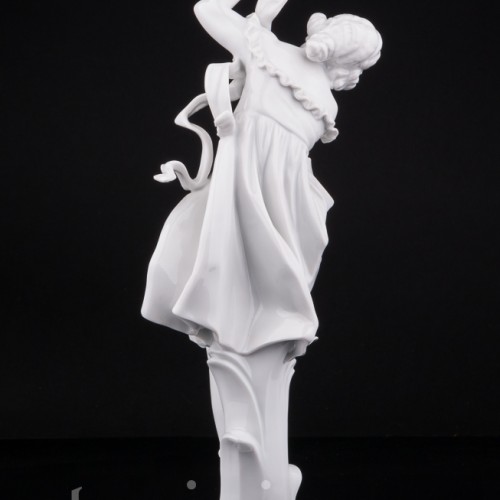 Балерина в танце, Volkstedt, Германия, вт. пол. 20 в