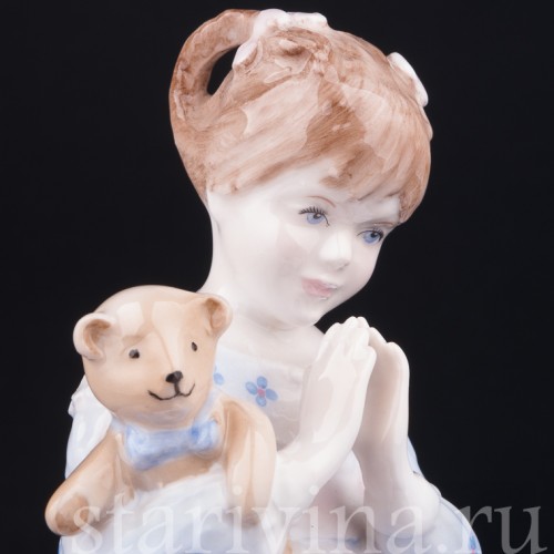 Девочка с медвежонком, Royal Worcester, Великобритания