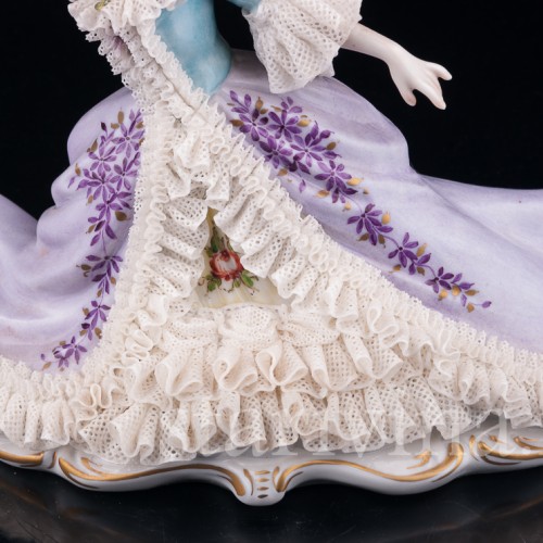 Танцовщица в кружевном платье, Volkstedt, Германия, вт. пол. 20 в