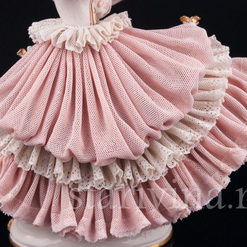 Порыв ветра, девушка в шляпке с зонтиком, кружевная, Ackermann & Fritze, Германия, нач. 20 в