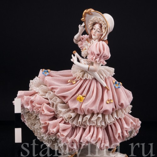 Порыв ветра, девушка в шляпке с зонтиком, кружевная, Ackermann & Fritze, Германия, нач. 20 в