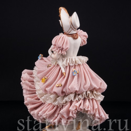 Порыв ветра, девушка в шляпке с зонтиком, кружевная, Ackermann & Fritze, Германия, нач. 20 в