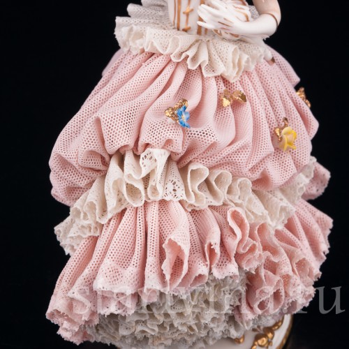 Порыв ветра, девушка в шляпке с зонтиком, кружевная, Ackermann & Fritze, Германия, нач. 20 в