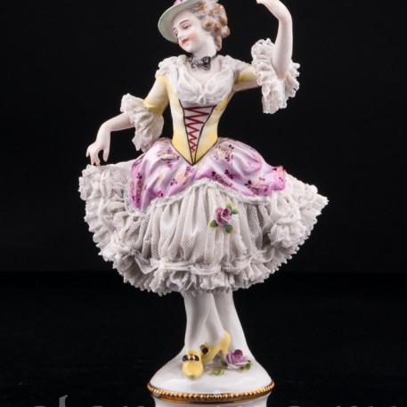 Танцующая девушка, кружевная, Volkstedt, Германия, до 1935 г