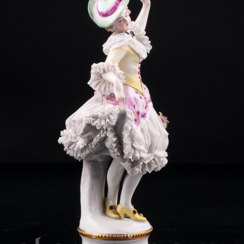 Танцующая девушка, кружевная, Volkstedt, Германия, до 1935 г