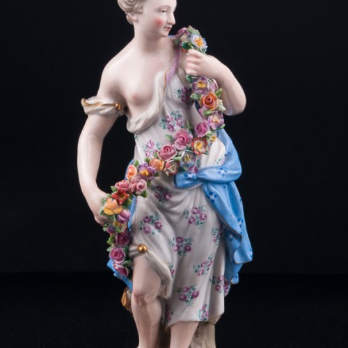 Девушка с цветочной гирляндой, аллегория весны, Meissen, Германия, кон. 19 - нач. 20 вв