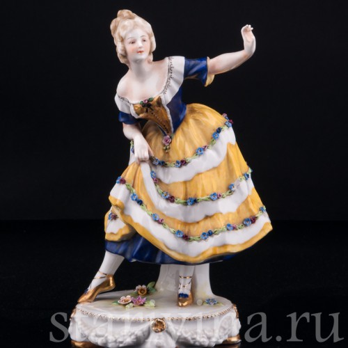 Танцующая девушка в желтом платье, Дрезден, Германия, нач. 20 в