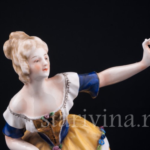 Танцующая девушка в желтом платье, Дрезден, Германия, нач. 20 в