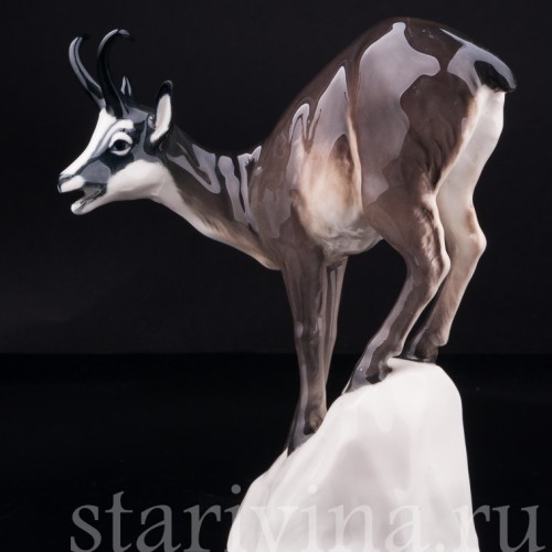 Фигурка из фарфора Горная козочка, Rorstrand, Швеция, пер. пол. 20 в.