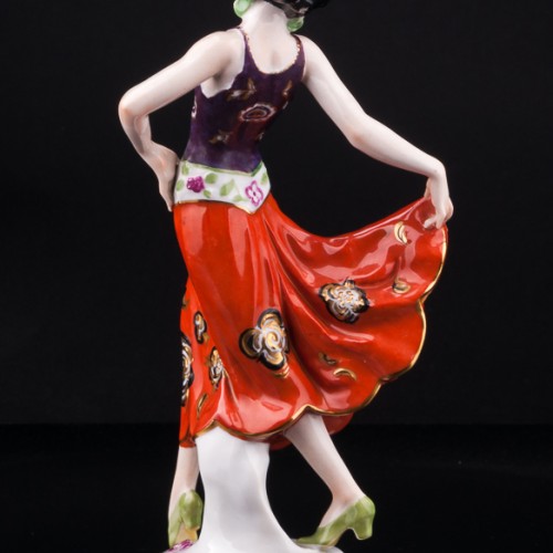 Танцующая девушка, Volkstedt, Германия, до 1935 г